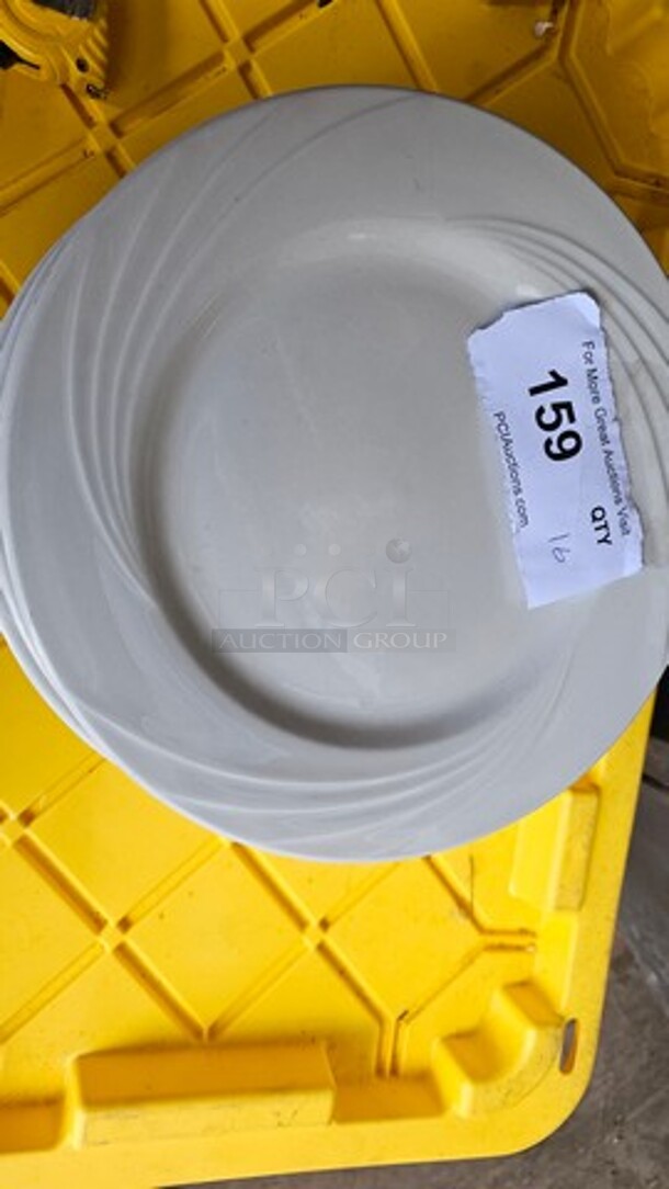 Lot of (16) 10" Round Plates - Image 1 of 3