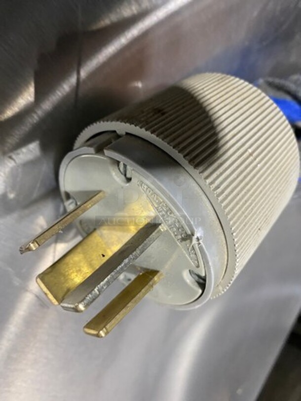 Cleveland Electric Powered Countertop Steamer! All Stainless Steel! On Legs! Model: 21CET16 SN: 1444091101 208V 60HZ 3 Phase - Image 8 of 8