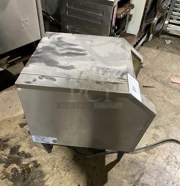 Adcraft Countertop Commercial Conveyor Toaster! All Stainless Steel! On Legs! Model: CYT120 SN:05201105044 120V - Image 3 of 8