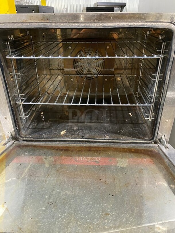 Avantco Stainless Steel Commercial Countertop Electric Powered Half Size Convection Oven! MODEL 177CO28 SN:CO2818030065 208/240V  - Image 7 of 9