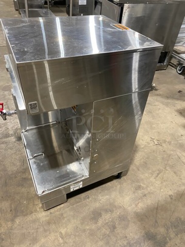 Bunn Commercial Countertop Dual Coffee Brewing Machine! All Stainless Steel! On Small Legs! Model: DUALSHDBC SN: DUAL181656 120/208V 60HZ 1 Phase - Image 4 of 8
