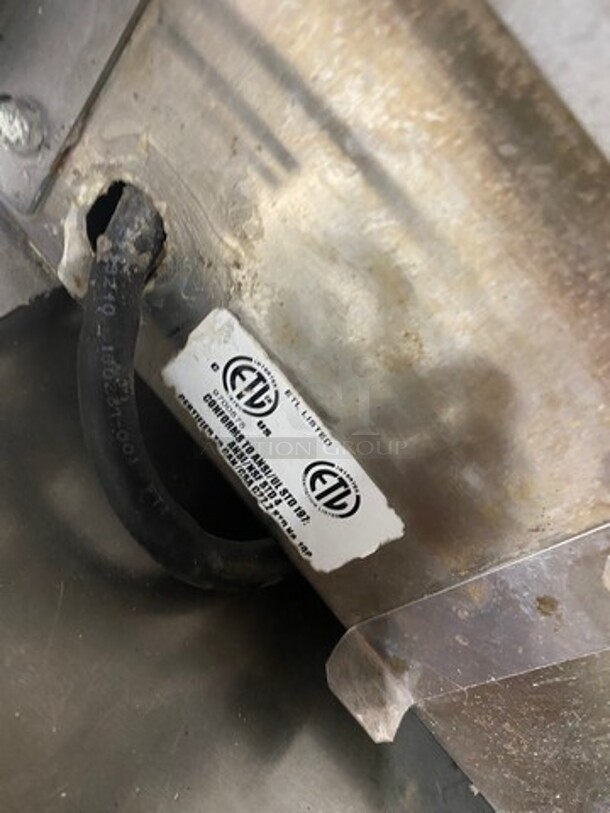 Commercial Countertop Panini/Sandwich Grill! All Stainless Steel! Press With Flat Surface! - Image 5 of 8