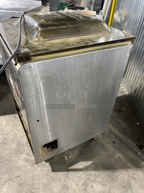 MacMaster VP540 Stainless Steel Commercial Floor Style Vacuum Sealer on Commercial Casters. 110 Volts, 1 Phase. Eletric Powered! - Image 4 of 9