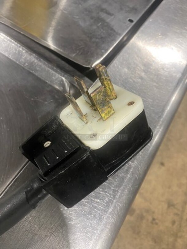 Frymaster Commercial Electric Powered 2 Bay Deep Fat Fryer! All Stainless Steel! On Casters! WORKING WHEN REMOVED! Model: FPRE217BLCSD SN: 0704NE0034 480V 60HZ 3 Phase - Image 11 of 11