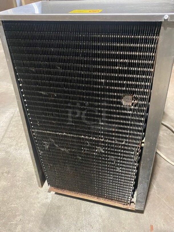  Carpigiani Commercial Heat Treatment Machine! Prepares Base Mixtures For Ice Cream, Gelato & Custard! Also Great For Syrups And Other Liquid Pastry Products! All Stainless Steel! Model: PASTOMASTER60TRONIC - Image 8 of 11