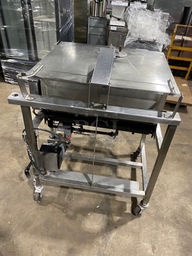 Groen Commercial Natural Gas Powered Skillet/Braising Pan! All Stainless Steel! On Casters! - Image 4 of 9