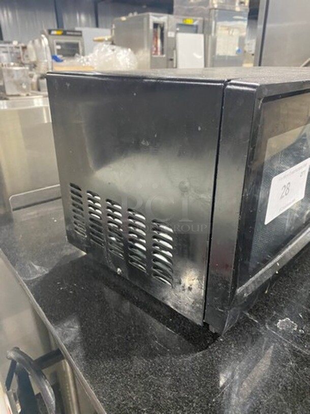 LATE MODEL! 2021 Insignia Countertop Microwave! Model: NSMW07BK0 SN: 21G14A00648 120V - Image 3 of 8