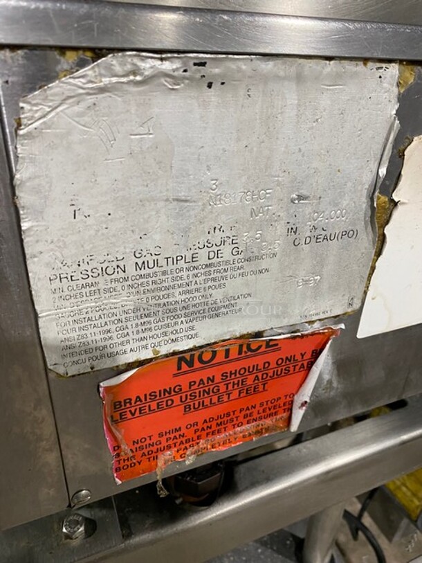 Groen Commercial Natural Gas Powered Skillet/Braising Pan! All Stainless Steel! On Casters! - Image 8 of 9