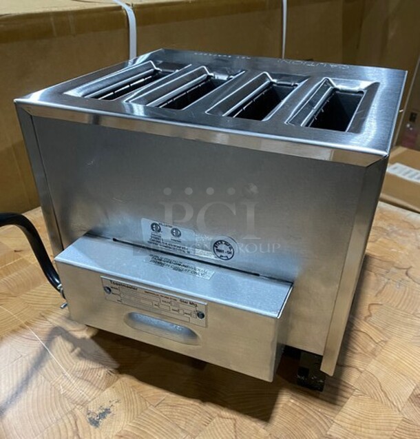 BRAND NEW IN BOX! Toastmaster Commercial Pop -up Toaster!  MODEL TP409WH SN:TP4090320A0059 120v 1PH! Working!  - Image 7 of 11