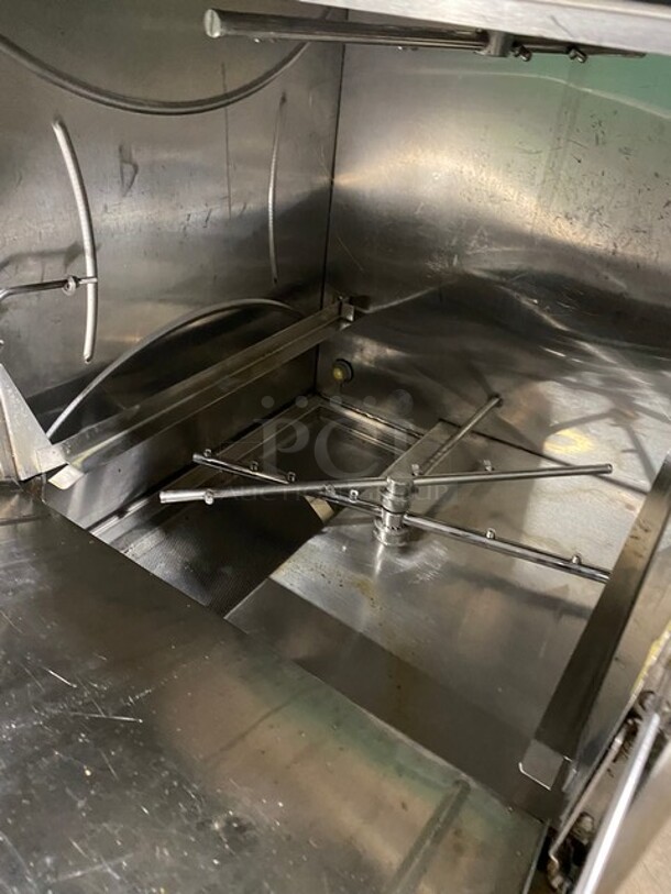 Nice! CMA Commercial Undercounter Dishwasher! All Stainless Steel! Natural Gas Powered! Model: CMA180UC 208V 60HZ 1 Phase - Image 5 of 8
