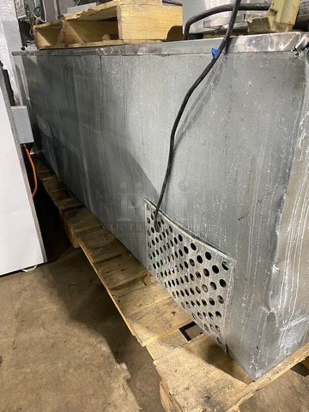 Leader Commercial 4 Door Lowboy/ Work Top Cooler! All Stainless Steel! Model: HBK57D SN: PZ08M1003 115V 60HZ 1 Phase - Image 4 of 10