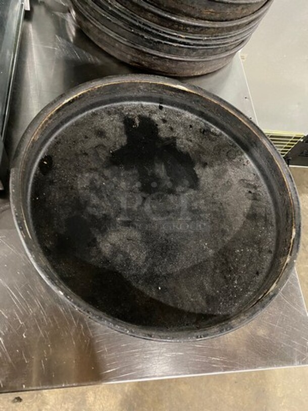 Round Deep-Dish Pan! 4x Your Bid! - Image 5 of 6