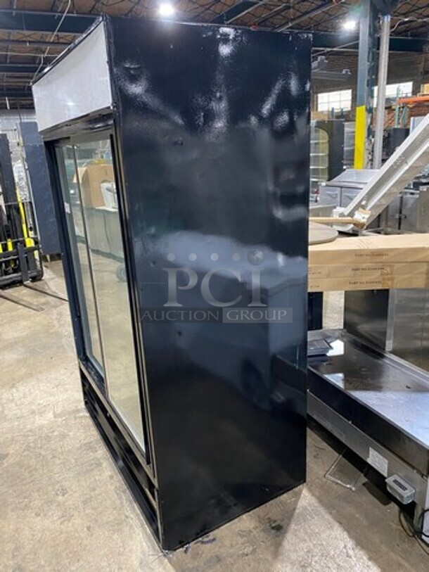 Beverage Air Commercial Refrigerated 2 Door Reach In Cooler Merchandiser! With View Through Doors! Model: MT45 SN: 4471080 115V 60HZ 1 Phase - Image 2 of 9