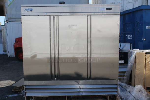 BRAND NEW SCRATCH & DENT! Avantco SS-3R-HC 81 5/16" Stainless Steel Solid Door Reach-In Refrigerator, 115v 7.2Amp 1 Phase. S/N: 561600494 Cord damaged. Working perfect prior to cord being damaged.   - Image 3 of 9