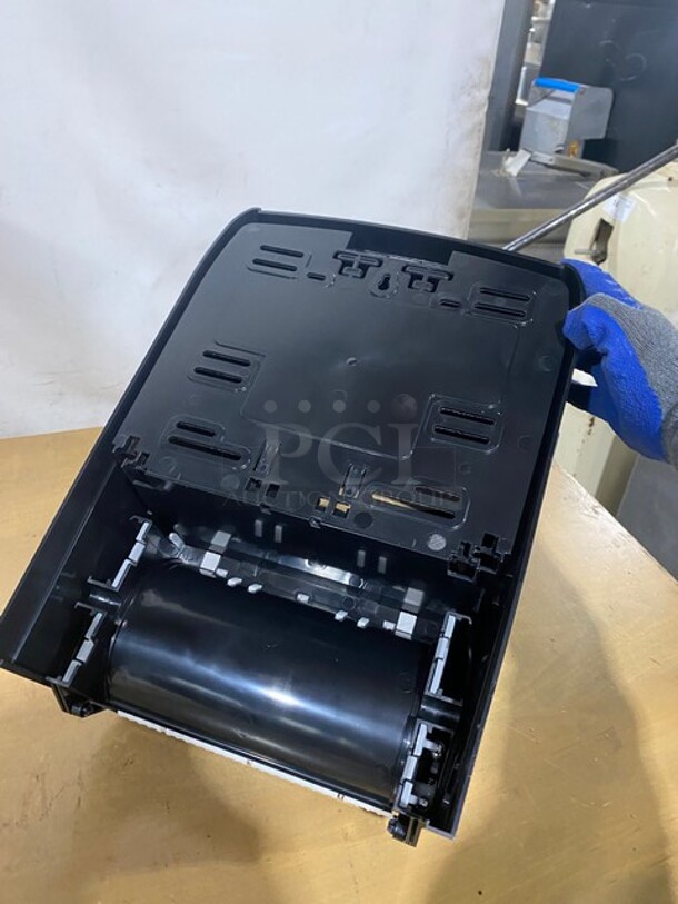 New In Box Locor Mechanical Hands-Free Roll Dispenser! MODEL D68006 - Image 5 of 7