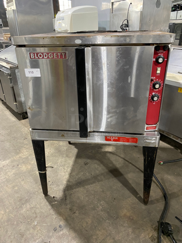 Blodgett Commercial Electric Powered Convection Oven! With Solid Doors! Metal Oven Racks! All Stainless! On Legs! WORKING WHEN REMOVED!