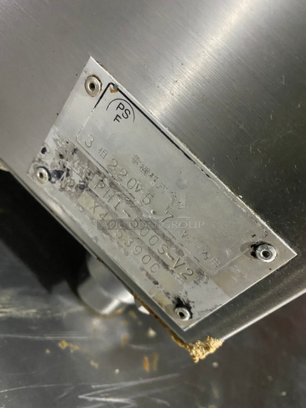 Oishii Commercial Countertop Single Burner Electromagnetic Cooking Range! All Stainless Steel! On Small Legs! Model: PHI500SV2 SN: X4053900 220V 60HZ 3 Phase - Image 7 of 9