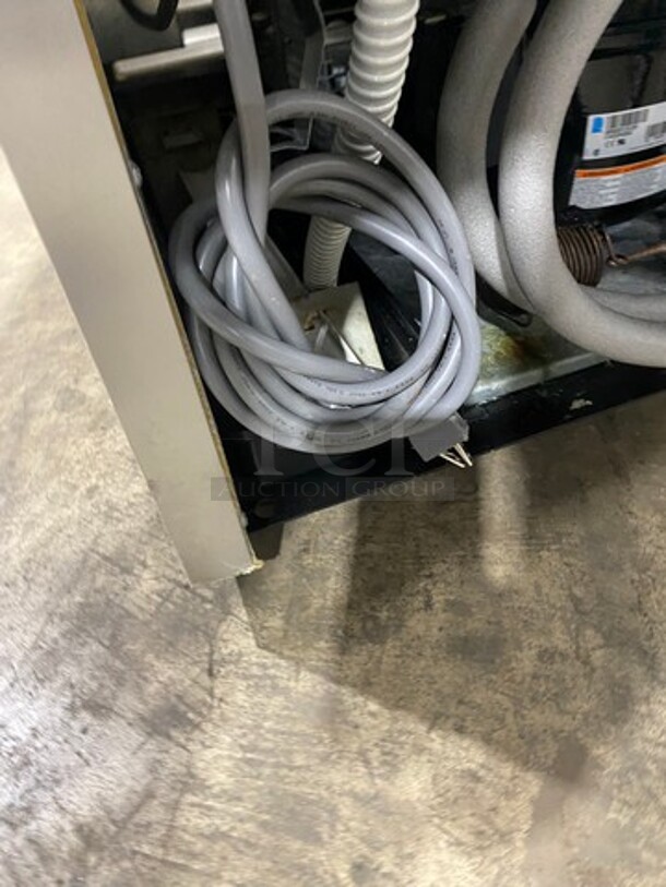 Turbo Air Commercial Single Door Reach-In Freezer! With Poly Coated Racks! Solid Stainless Steel! Maximum Series Model: MSF23NM SN: NF23309052 110/120V 60HZ 1 Phase - Image 9 of 9