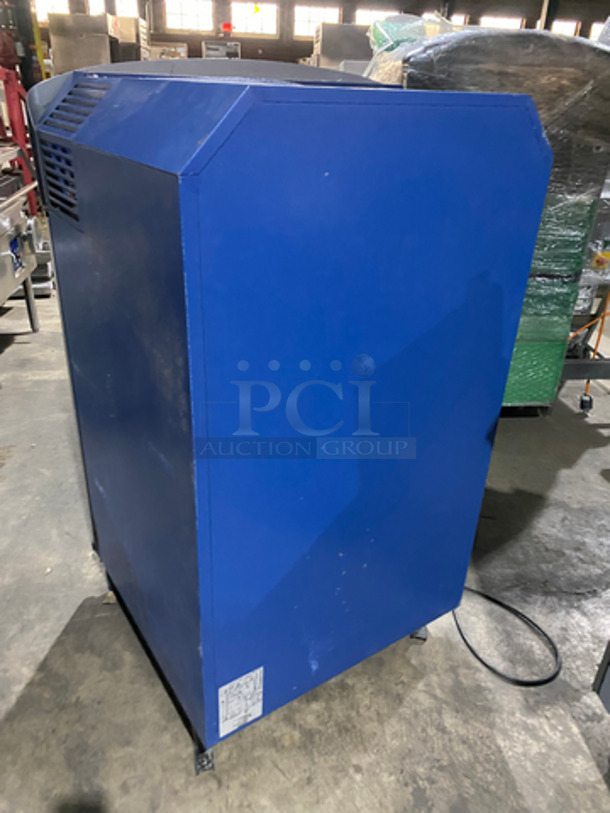 Minus Forty Commercial Single Door Freezer Merchandiser! With View Through Door! On Legs! Model: 11-CSGF-X1-FR SN: 140336 115V 60HZ 1 Phase - Image 3 of 7