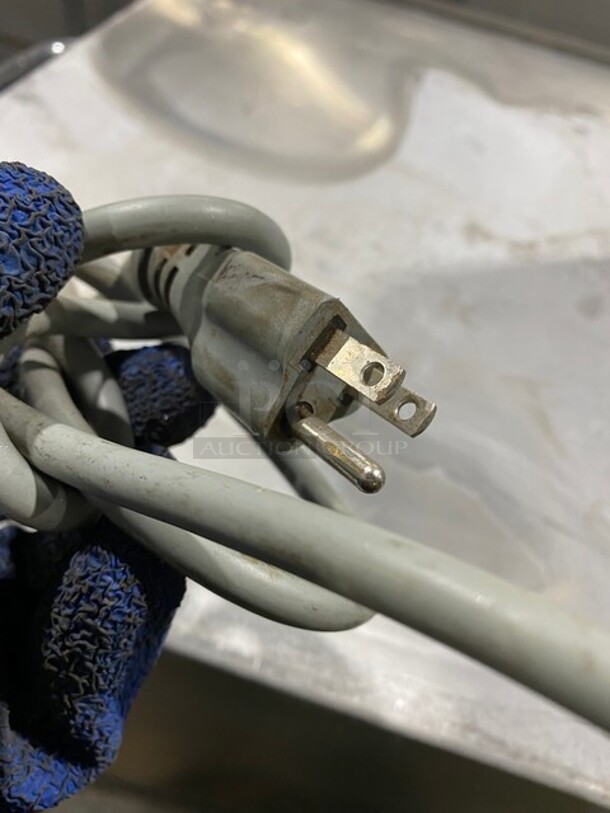 Mazzer Luigi Commercial Countertop Coffee Bean Grinder! Stainless Steel Body! Model: MAJORTIMER SN: 1101652 120V 60HZ 1 Phase - Image 9 of 9