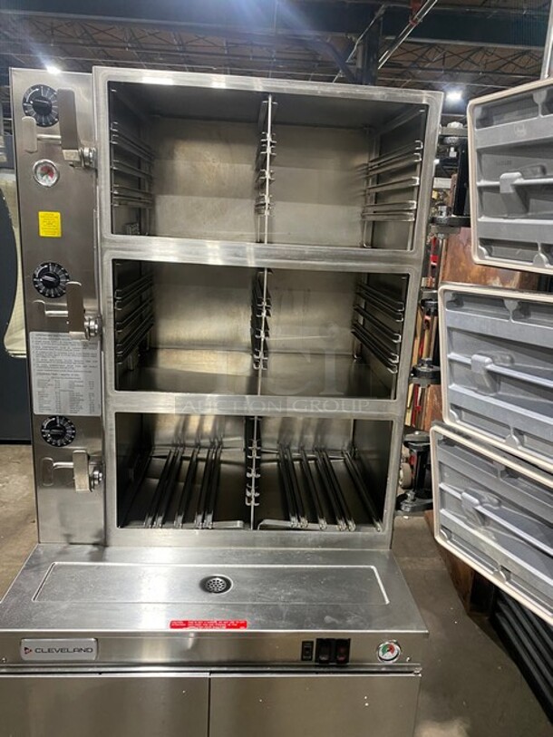 Sweet! LATE MODEL! Cleveland Stainless Steel Commercial Floor Style Electric Powered 3 Deck Pressure Steam Cabinet!! On Legs! MODEL PEM483 SN: 190323050456 208V 3PH! Working When Removed!  - Image 5 of 12
