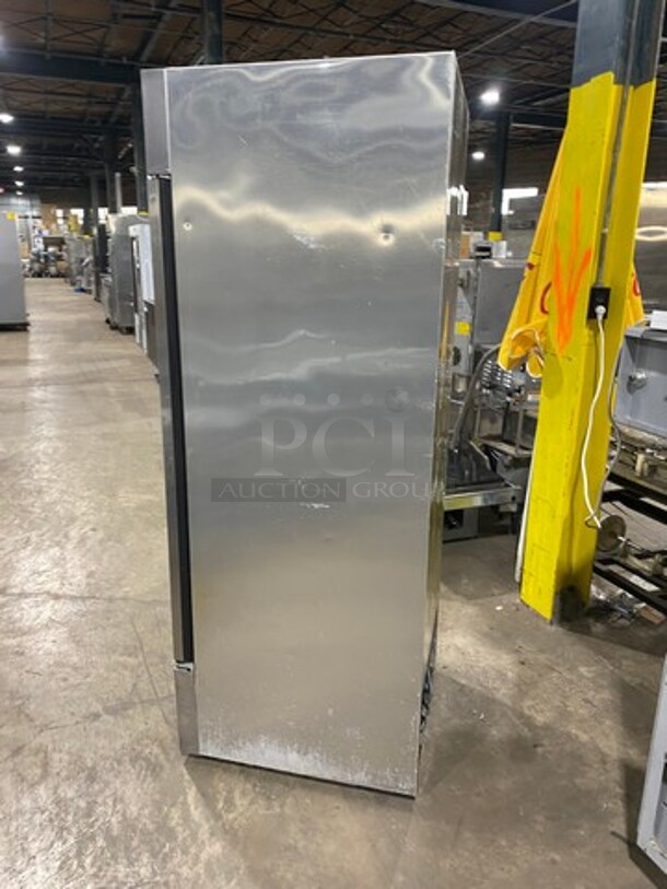 TRUE ENERGY STAR Stainless Steel Commercial Single Door Reach In Freezer w/ Poly Coated Racks on Commercial Casters. Model T-23F! 115 Volts/60Hz/1 Phase. - Image 3 of 9
