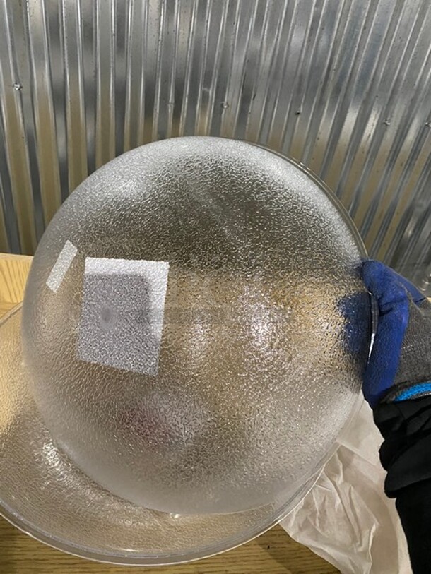 18" Cambro Pebbled Salad Bowl! 7 X Your Bid! - Image 8 of 8