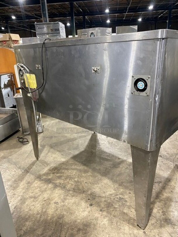 WOW! Blodgett Electric Powered Single Deck Pizza/Baking Oven! All Stainless Steel! On Legs! WORKING WHEN REMOVED! Model: 1048DD/AA-S SN: 112296QC092A 120V 60HZ 1 Phase - Image 4 of 10