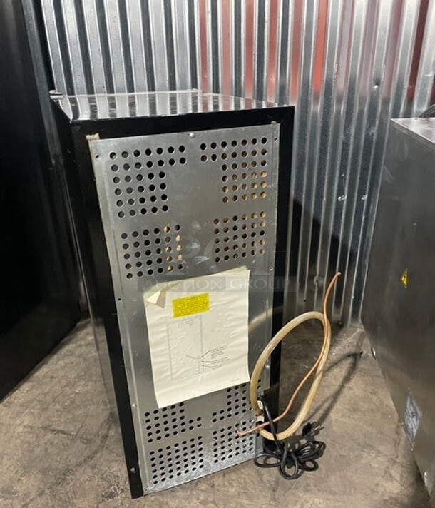 Scotsman Undercounter Ice Machine! MODEL DCE33PA-1SC SN: 071113200174401 115V 1PH  - Image 3 of 8