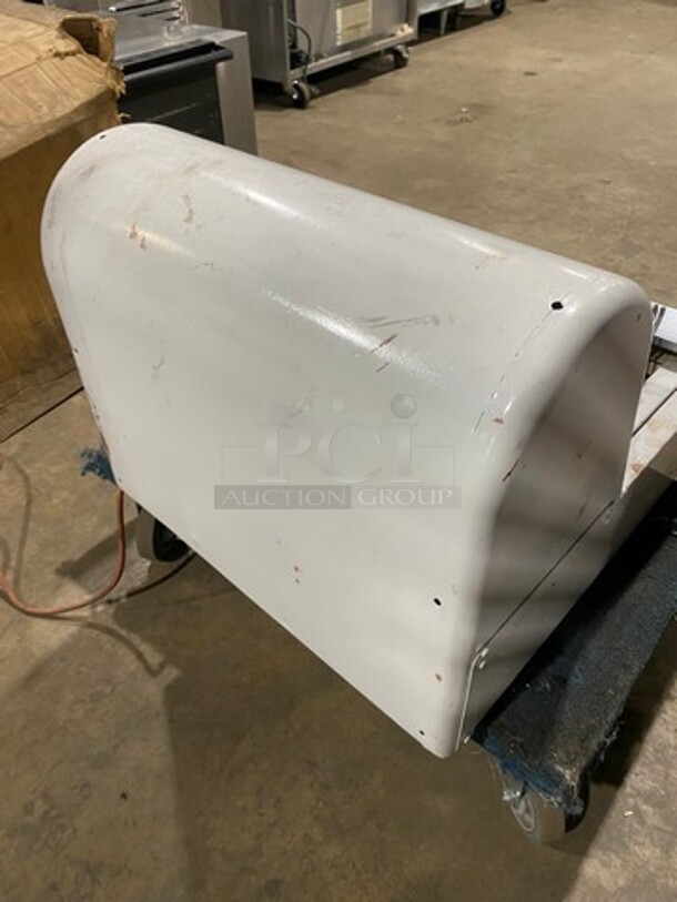 U.S Slicing Machine Commercial Countertop Bread Loaf Slicer! Model: MB7/16 SN: 140509MB722 115V 60HZ 1 Phase - Image 3 of 8