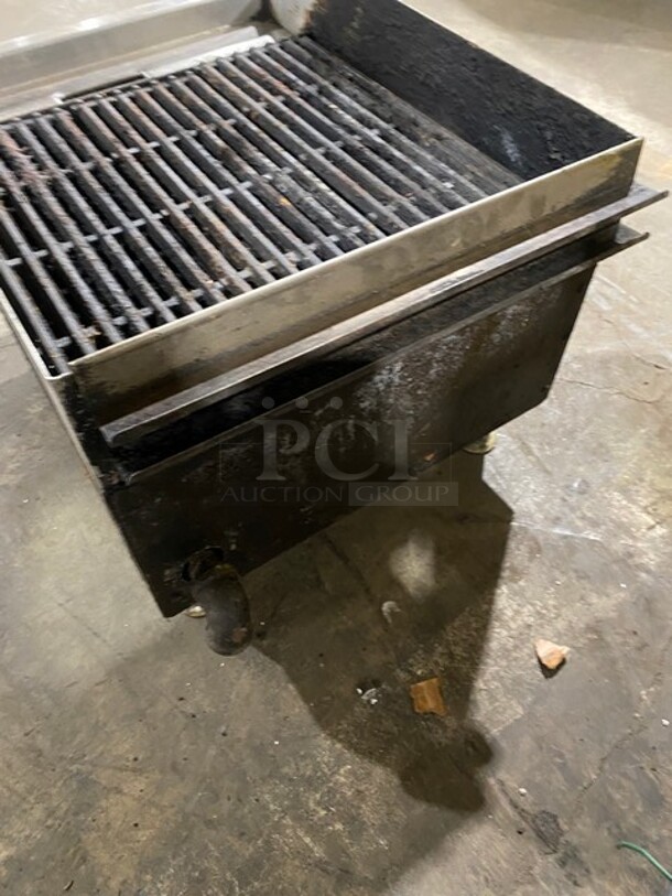 APW Wyott Commercial Countertop Natural Gas Powered Char Broiler Grill! With Back & Side Splashes! All Stainless Steel! On Legs! - Image 4 of 7