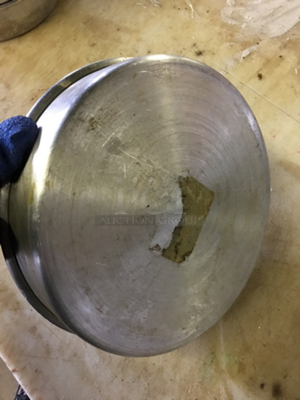 Round Metal Baking Pans! 10x Your Bid! - Image 3 of 6
