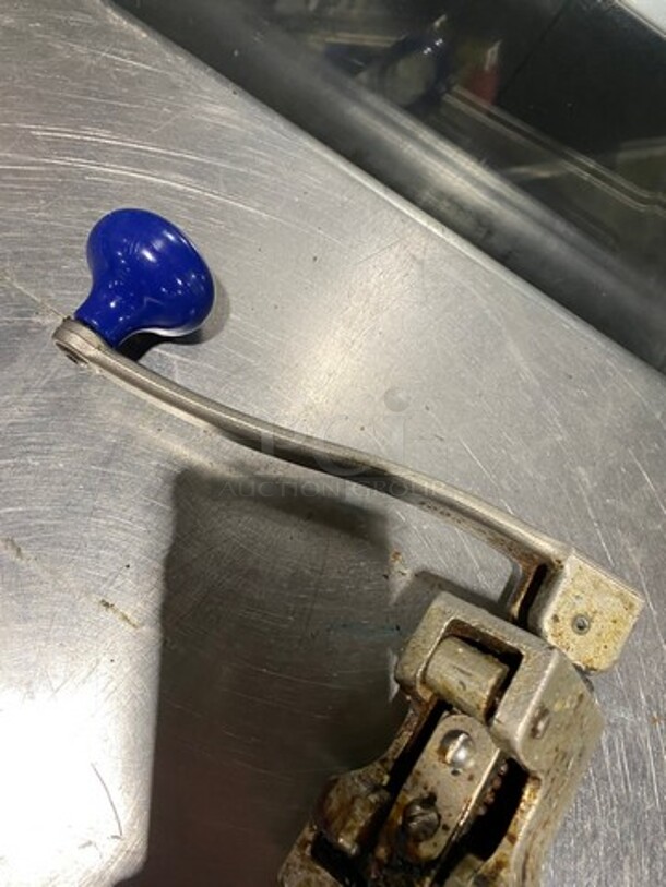 Stainless Steel Commercial Manual Can Opener! - Image 4 of 5