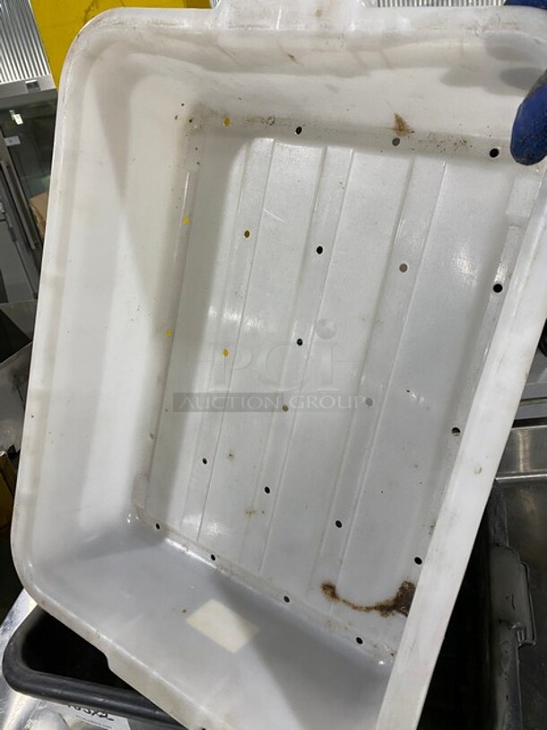 Poly bus bin! 2x Your Bid! - Image 4 of 9