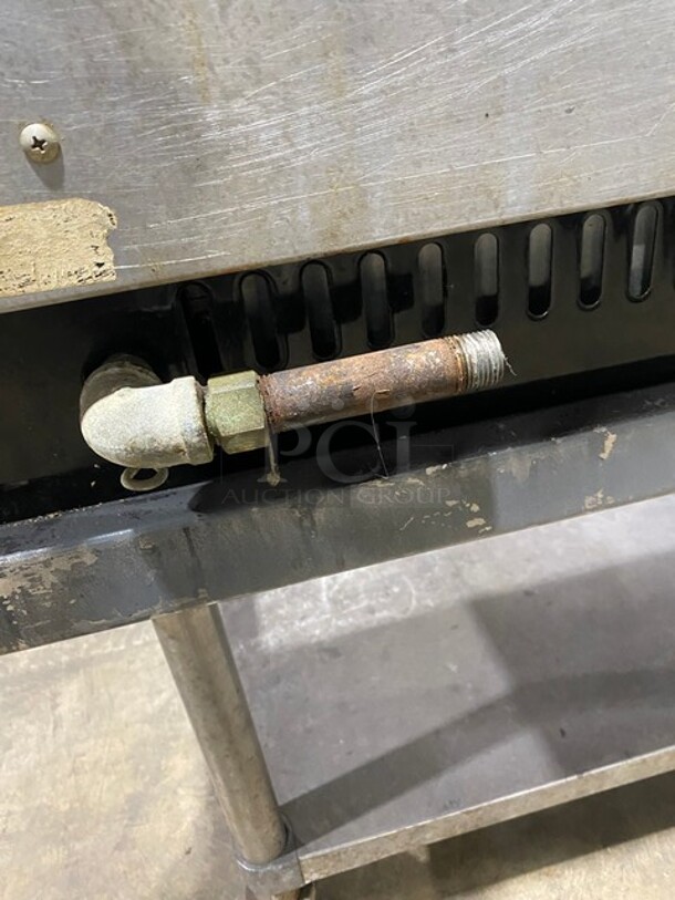 Moffat Turbofan Single Deck! Natural Gas Convection Oven with Steam Injection! 120V! 60HZ! 1Phase! Model G32Ms Serial 401701! On Stand With casters!  - Image 8 of 11