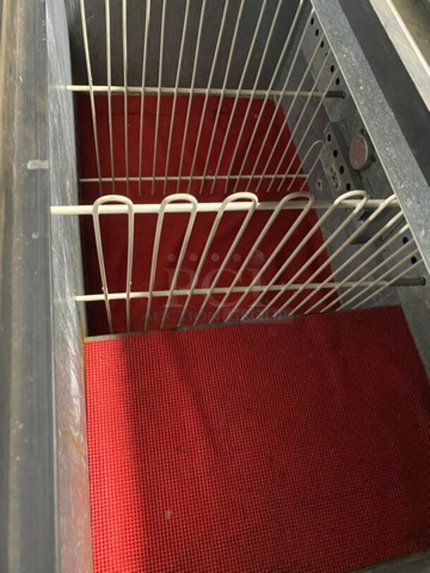 True Commercial Under The Counter Beer Bottle Cooler! With 2 Stainless Steel Sliding Top Doors! Model: TD5018 SN: 1265577 115V 60HZ 1 Phase - Image 5 of 9