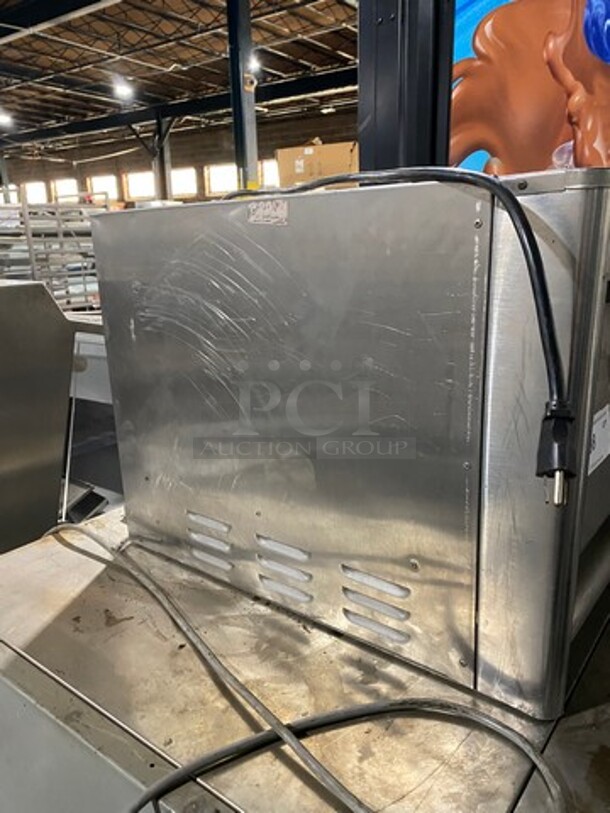 Cecilware Commercial Electric Powered Pizza Oven! With Stones! All Stainless Steel! On Legs! Model: PO18 120V - Image 3 of 8