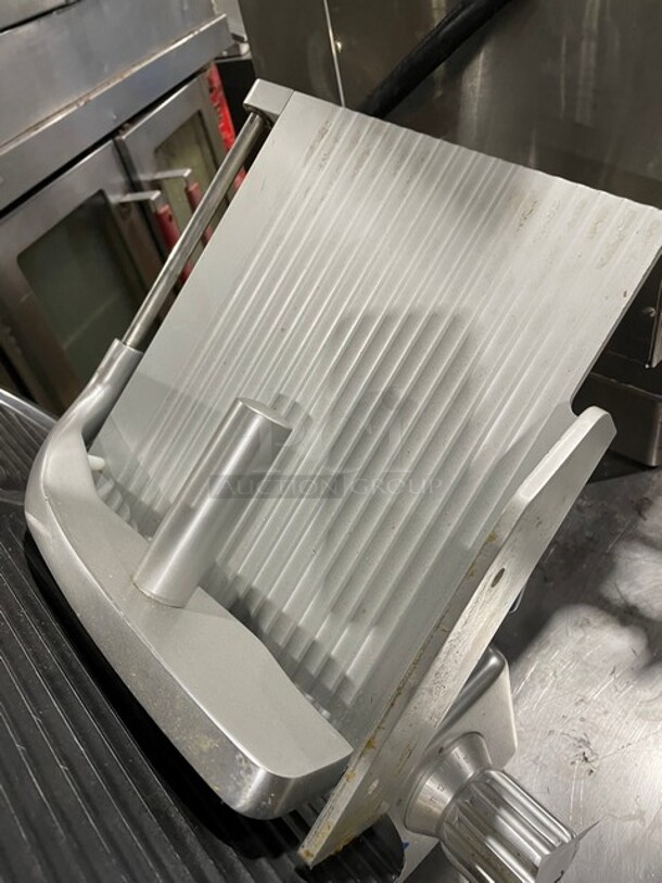 Vollrath Commercial Countertop Meat Slicer! All Stainless Steel! 120V 1 Phase! Model: SLP300/S SN: G342-00336451-074! - Image 6 of 9