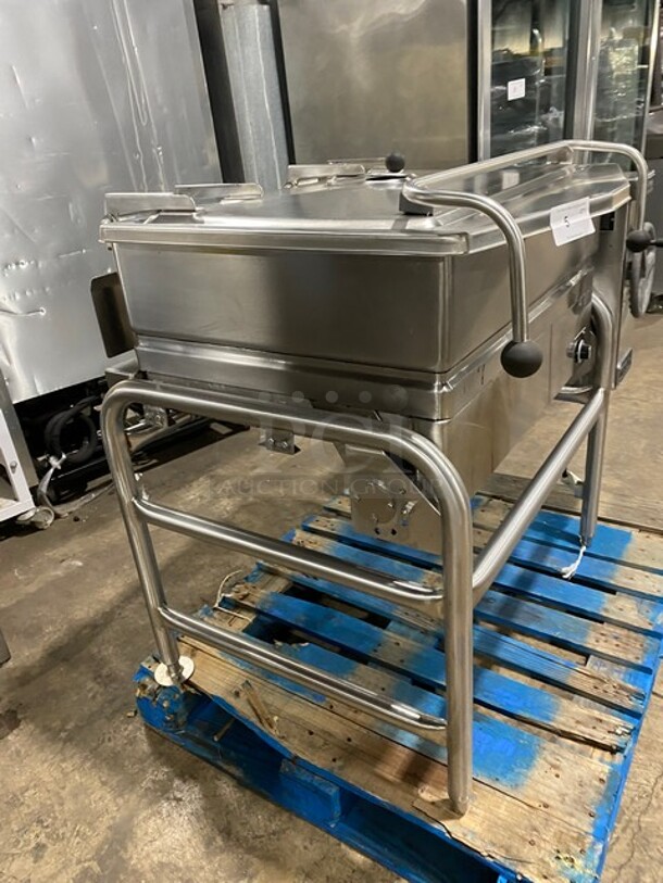 NICE! Market Forge Commercial Natural Gas Powered Tilted Braising Pan/Ultra Tilt Skillet! All Stainless Steel! On Legs! 115V 1 Phase! Model: 1100-2! - Image 3 of 8