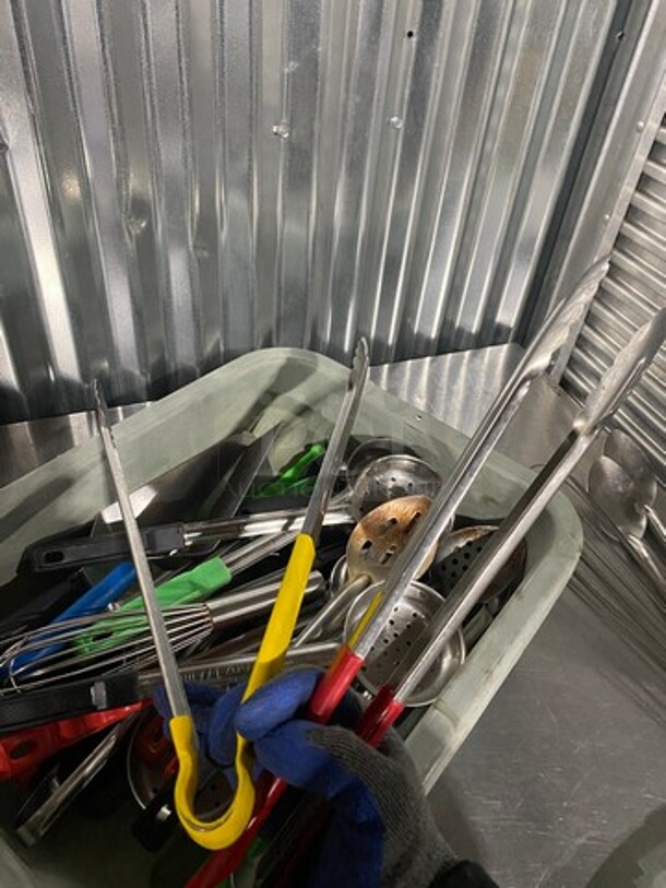 ALL ONE MONEY! Assorted Kitchen Utensils! Whisks, Spatulas, Tongs, & Much More! - Image 6 of 6