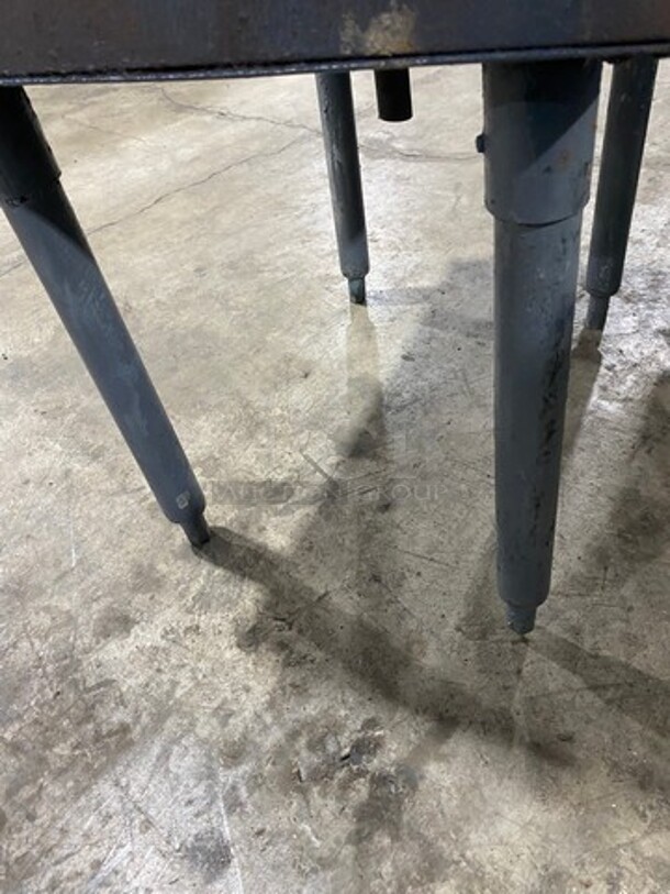 All Stainless Steel Ice Bin! On Legs! - Image 6 of 7