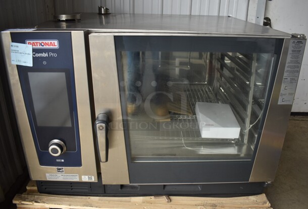 BRAND NEW SCRATCH AND DENT! 2021 Rational LM100CE.AXXXX iCombi Pro ENERGY STAR Stainless Steel Commercial Countertop Electric Powered Combi Convection Oven. Missing Side Panel. 440/480 Volts, 3 Phase. 42.5x38.5x30. Tested and Working! - Image 1 of 12