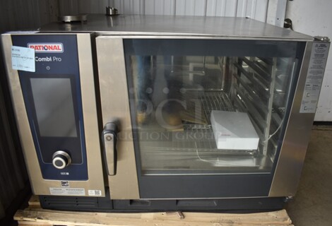 BRAND NEW SCRATCH AND DENT! 2021 Rational LM100CE.AXXXX iCombi Pro ENERGY STAR Stainless Steel Commercial Countertop Electric Powered Combi Convection Oven. Missing Side Panel. 440/480 Volts, 3 Phase. 42.5x38.5x30. Tested and Working!