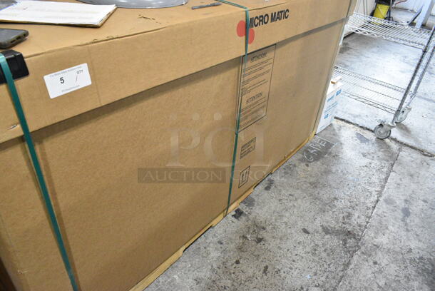 BRAND NEW IN CRATE! Micro Matic MBB 78 S E WW HC Stainless Steel Commercial 3 Door Back Bar Cooler. 115 Volts, 1 Phase. - Image 2 of 3