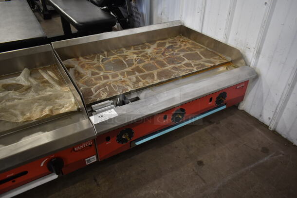 BRAND NEW SCRATCH AND DENT! 2021 Avantco 177CAG36TG Stainless Steel Commercial Countertop Natural Gas Powered Flat Top Griddle. 30,000 BTU. - Image 3 of 6