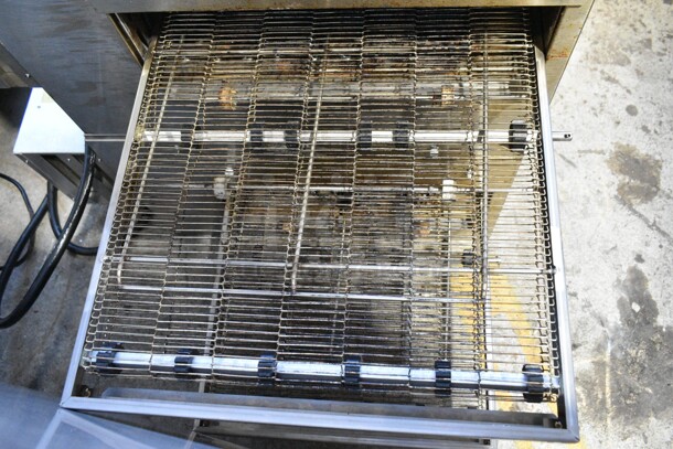 2 LIKE NEW! 2024 Lincoln Impinger 2500000U0001620 Stainless Steel Commercial 2500 Series Countertop Impinger (DCTI) Electric Conveyor Oven with Digital Controls and Extended 50" Belt - 208-240 Volts, 1 Phase. 2 Times Your Bid!  - Image 5 of 12