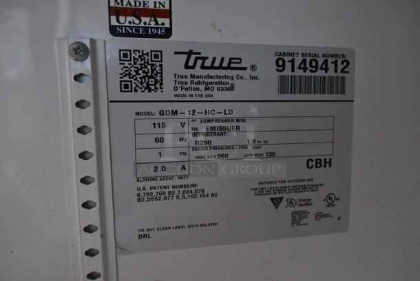 2017 True GDM-12-HC-LD Metal Commercial Single Door Reach In Cooler Merchandiser w/ Poly Coated Racks. 115 Volts, 1 Phase. Tested and Working! - Image 4 of 4