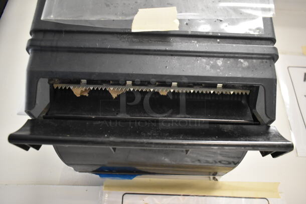 Poly Wall Mount Paper Towel Dispenser. (kitchen) - Image 3 of 3