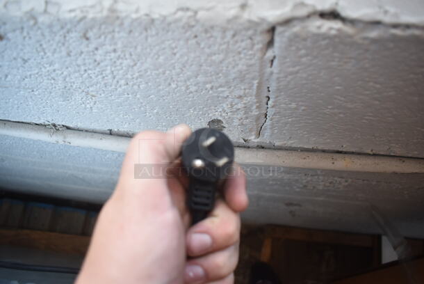 LIKE NEW! Sub Zero Pro 648 Stainless Steel Commercial Cooler Freezer Combo Unit. 115 Volts, 1 Phase. Unit Has Only Been Used a Few Times! Tested and Powers On But Does Not Get Cold - Image 11 of 11