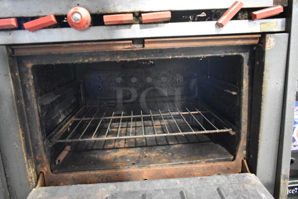 Vulcan Hart 36L70 Metal Commercial Floor Style Propane Gas Powered 6 Burner Range w/ Oven, Over Shelf and Back Splash.  - Image 4 of 6
